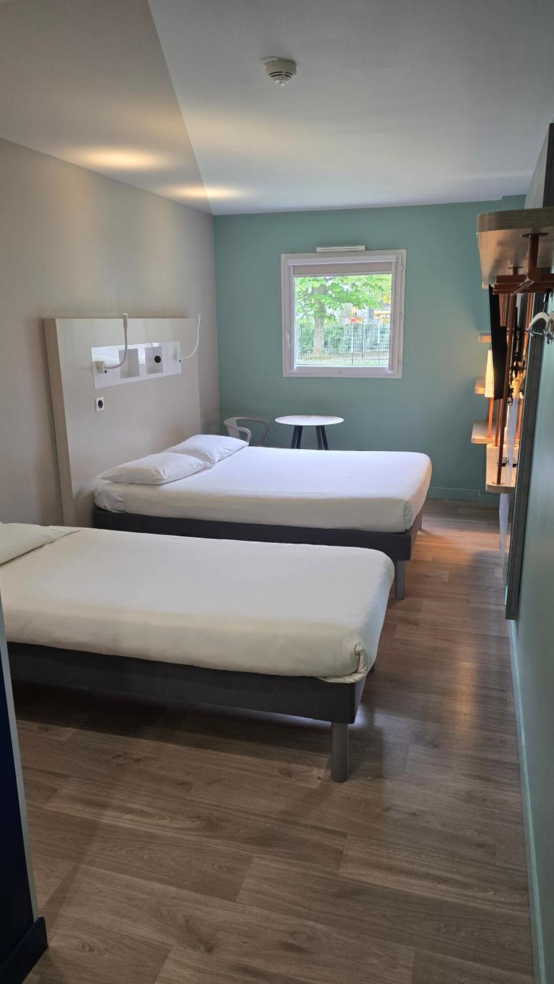 Ibis Budget Goussainville Charles De Gaulle Екстериор снимка